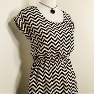 Black/White Dress🖤NWOT
